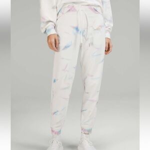 Lululemon Limited Edition Scuba High-Rise Jogger Multicolor Geo Wash Multi sz 12